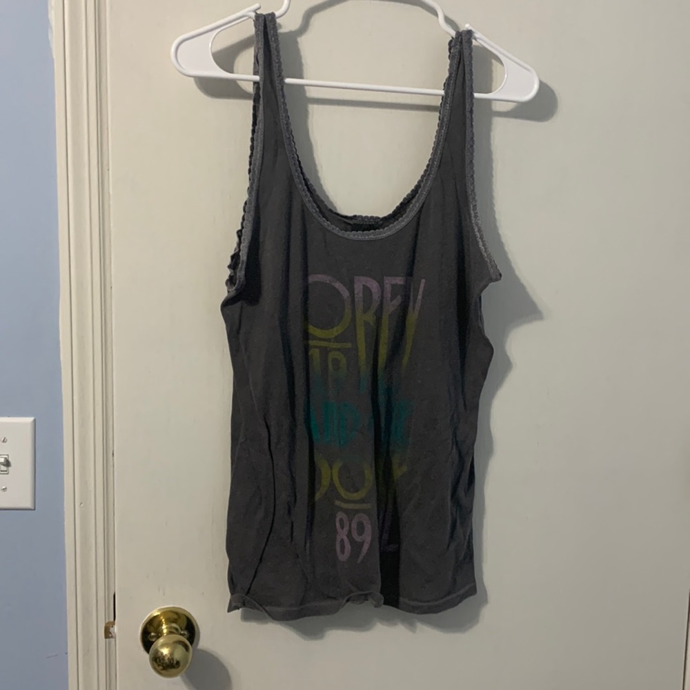 Obey tank